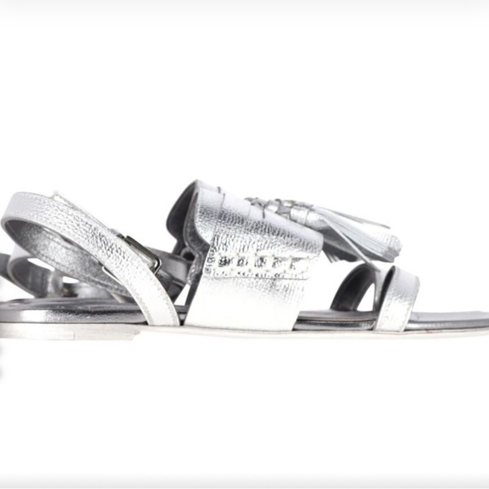 Burberry Bethany Tassel Detail Flat Sandals in Metallic Silver Leather - Picture 3 of 6